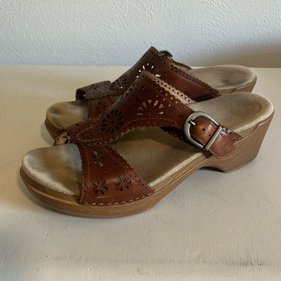 Dansko sandals - Picture 1 of 5